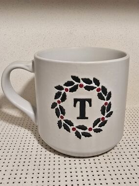 Pottery Barn Holly Wreath Initial T